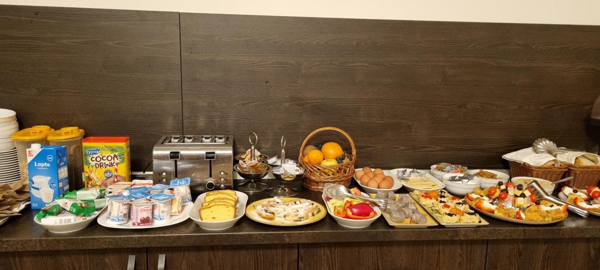 Hotel Melody Oradea Ngoại thất bức ảnh