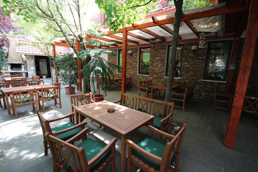 Hotel Melody Oradea Ngoại thất bức ảnh