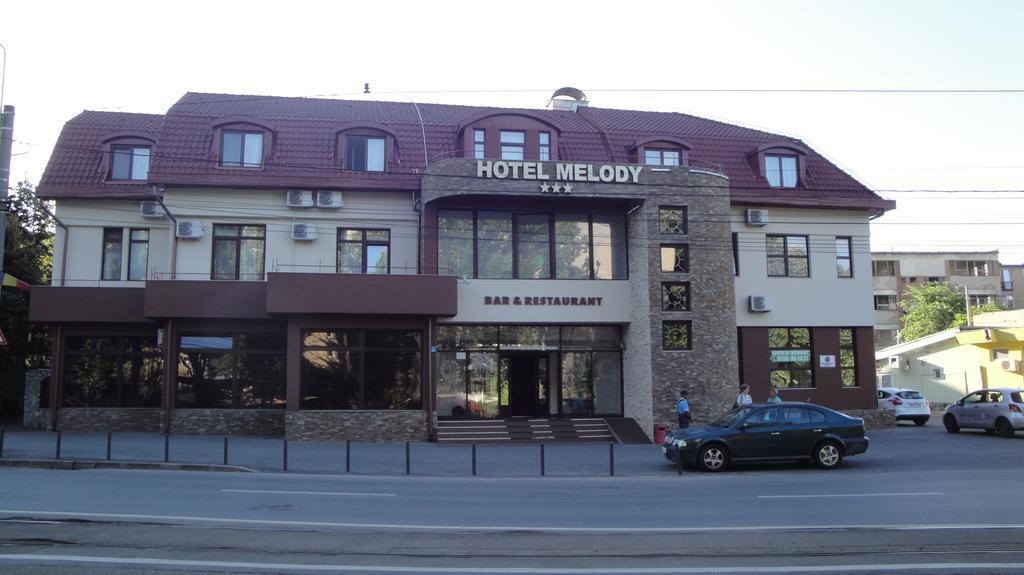 Hotel Melody Oradea Ngoại thất bức ảnh